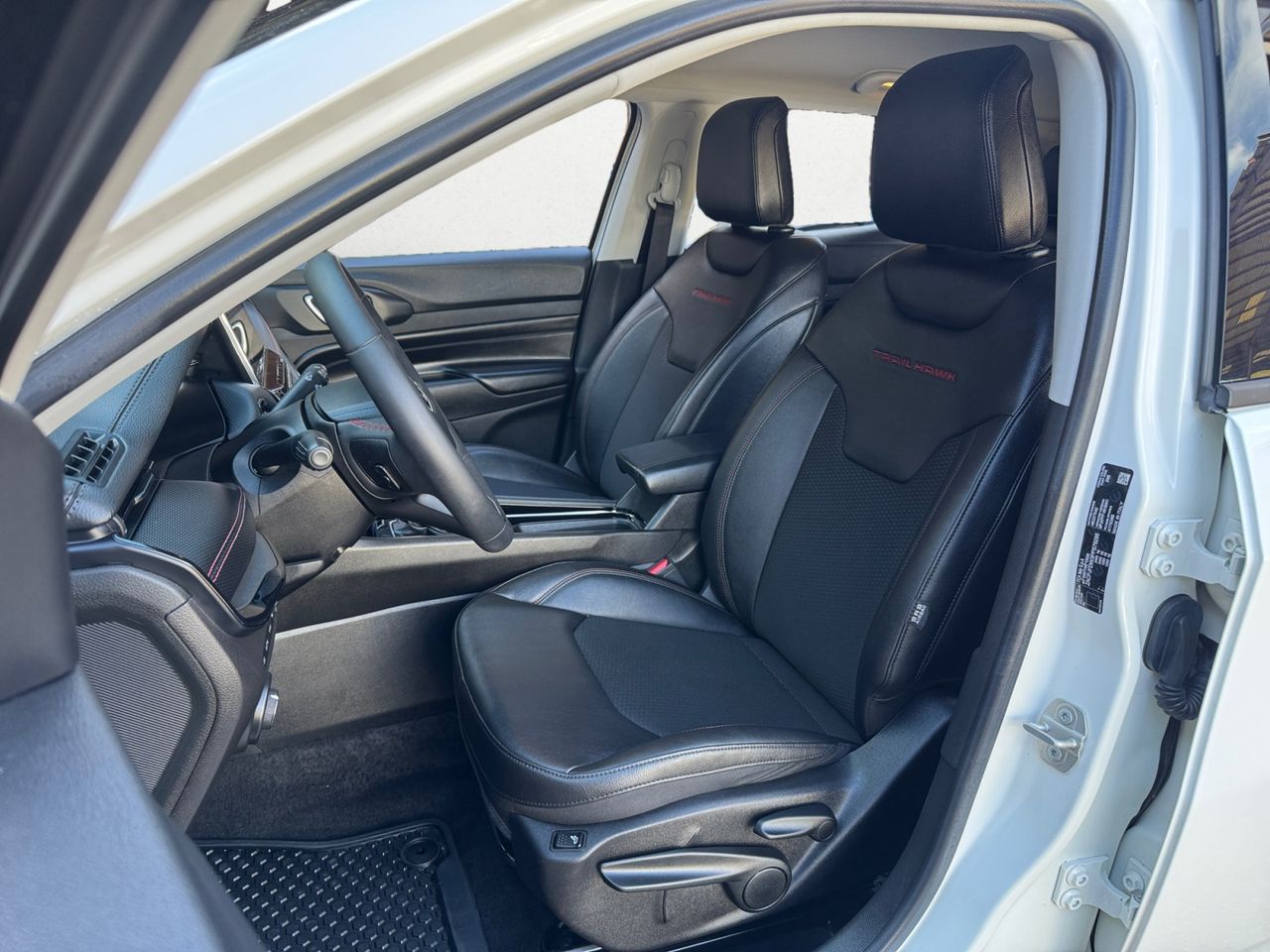 Jeep Compass TRAILHAWK 1.3 240 CV PHEV - Foto 2