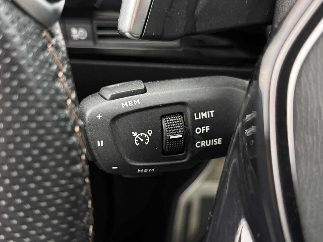 Peugeot 508 Hybrid GT LINE HYBRID 225 e-EAT8 - Foto 2