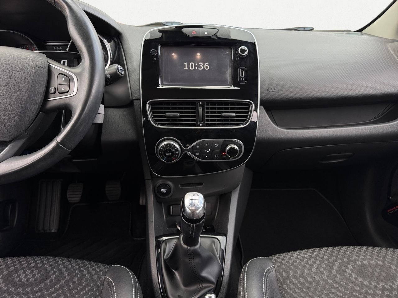 Renault Clio ZEN ENERGY TCE 66 KW 90 CV - Foto 2
