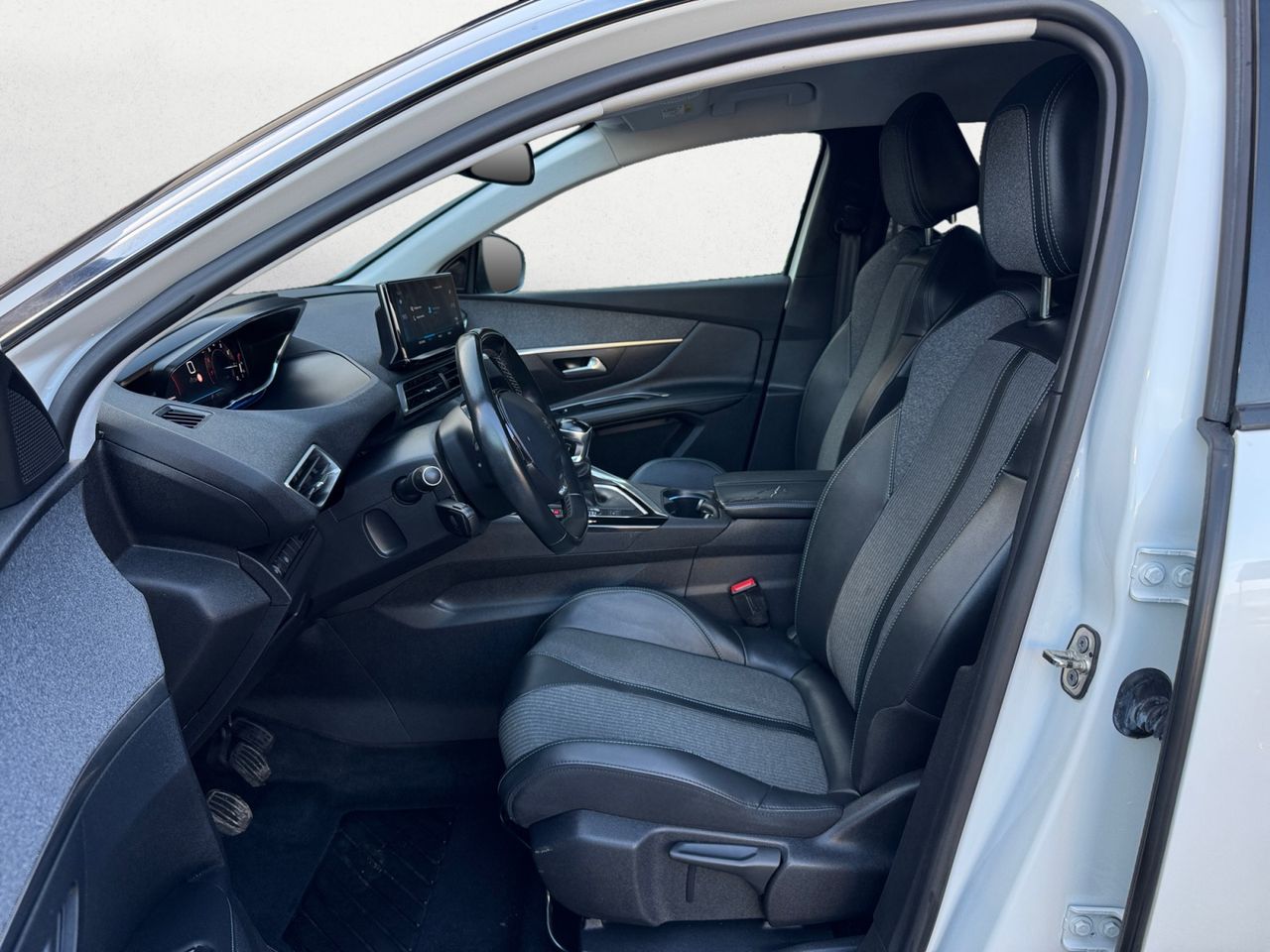 Peugeot 3008 ALLURE PACK PURE TECH 130 CV - Foto 2