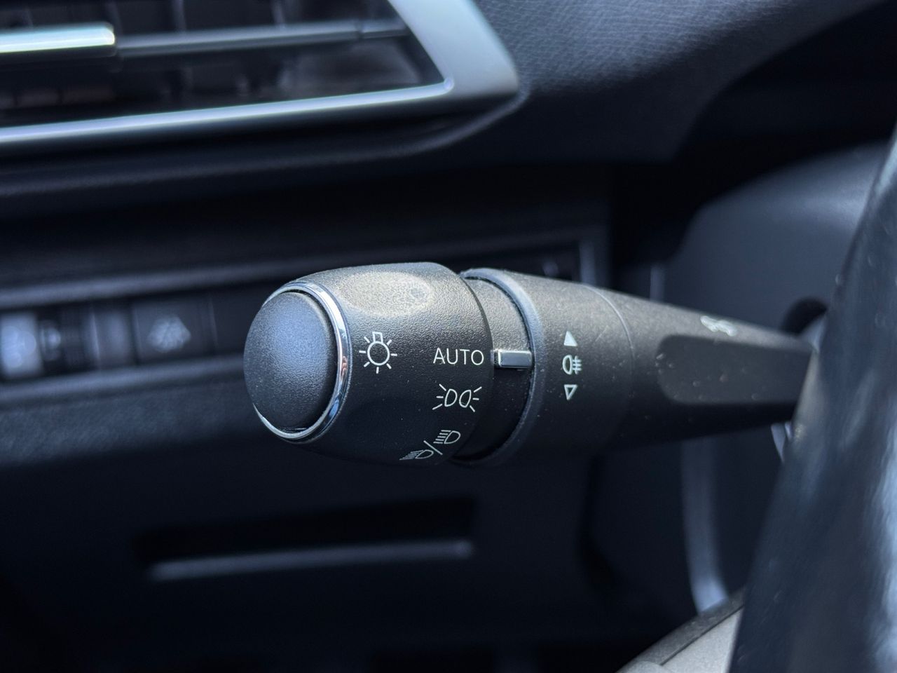 Peugeot 3008 ALLURE PACK PURE TECH 130 CV - Foto 2