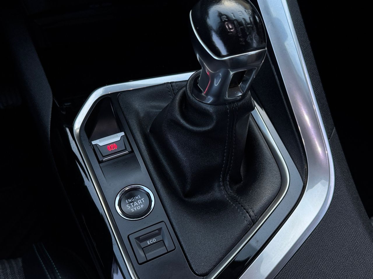 Peugeot 3008 ALLURE PACK PURE TECH 130 CV - Foto 2