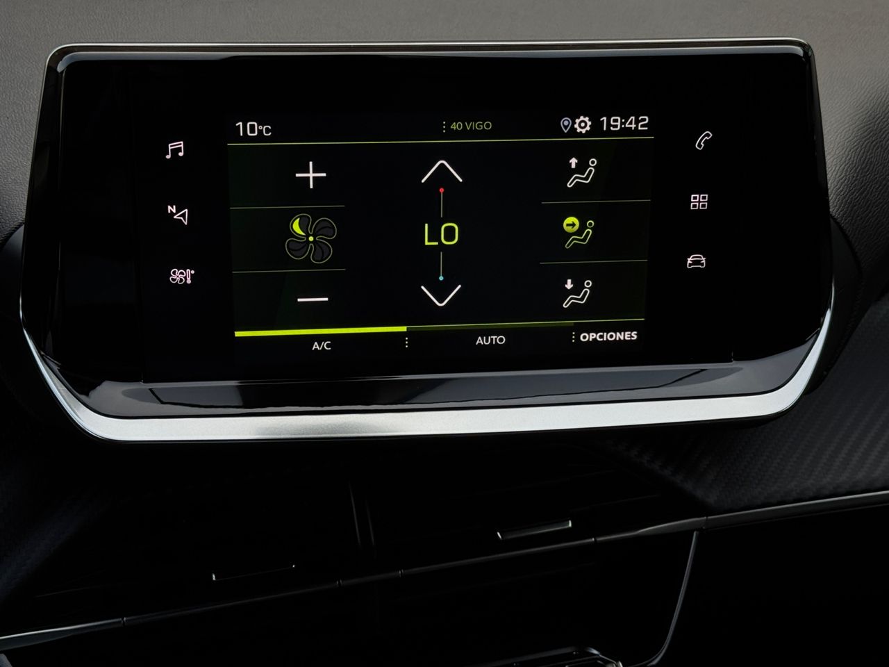 Peugeot 2008 ALLURE PACK PURE TECH 100 CV - Foto 2