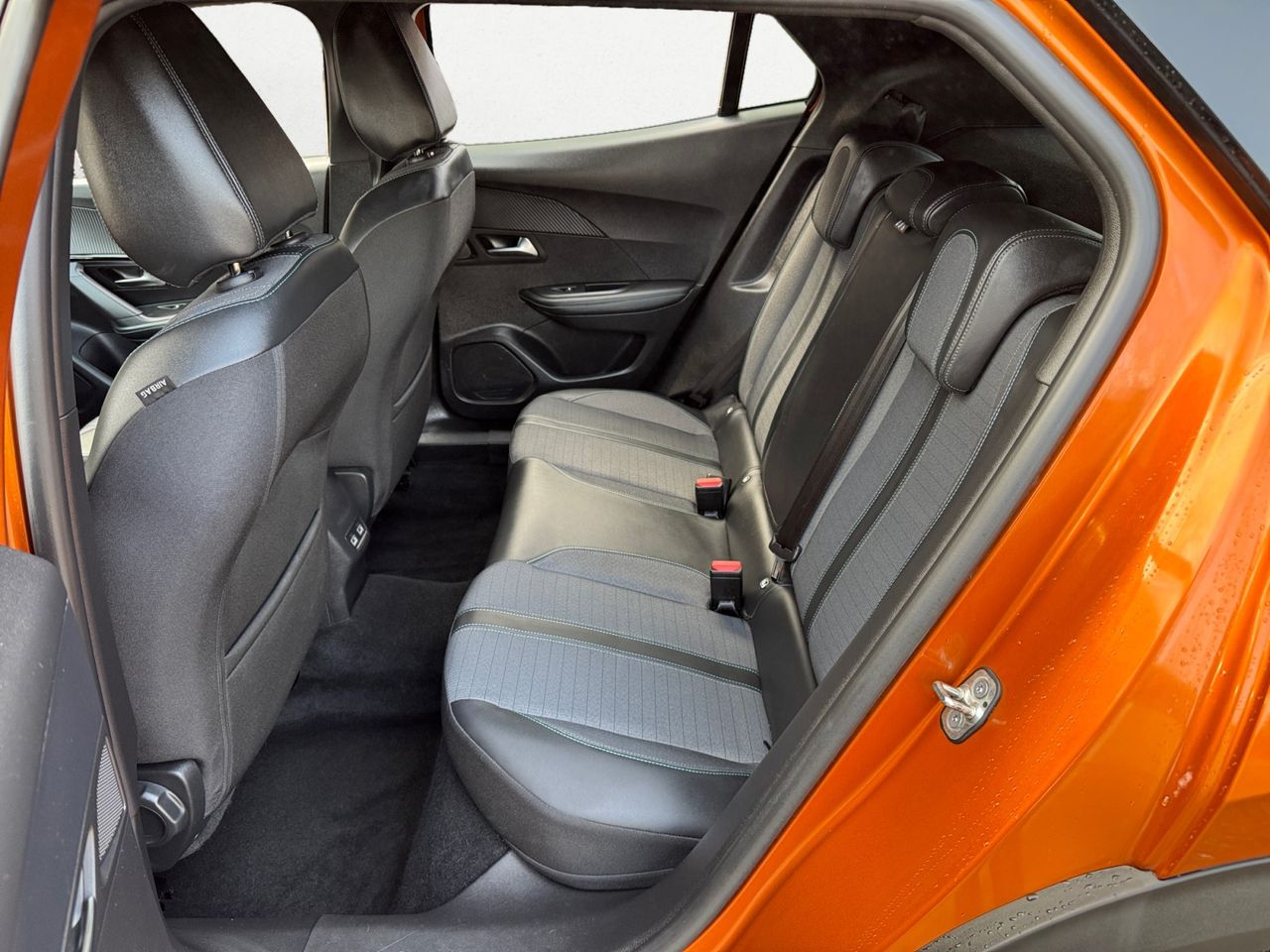 Peugeot 2008 ALLURE PACK PURE TECH 100 CV - Foto 2