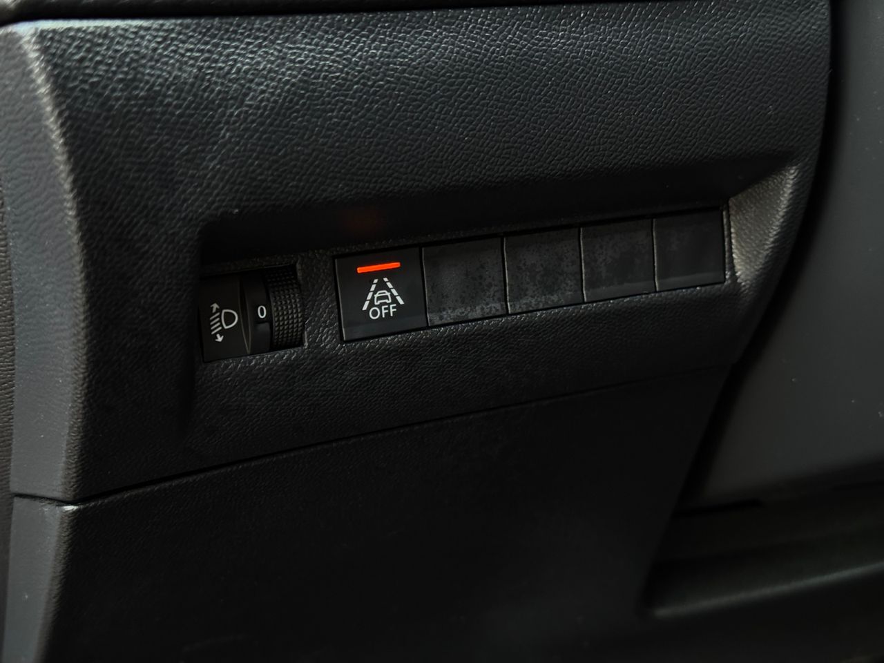 Peugeot 2008 ALLURE PACK PURE TECH 100 CV - Foto 2