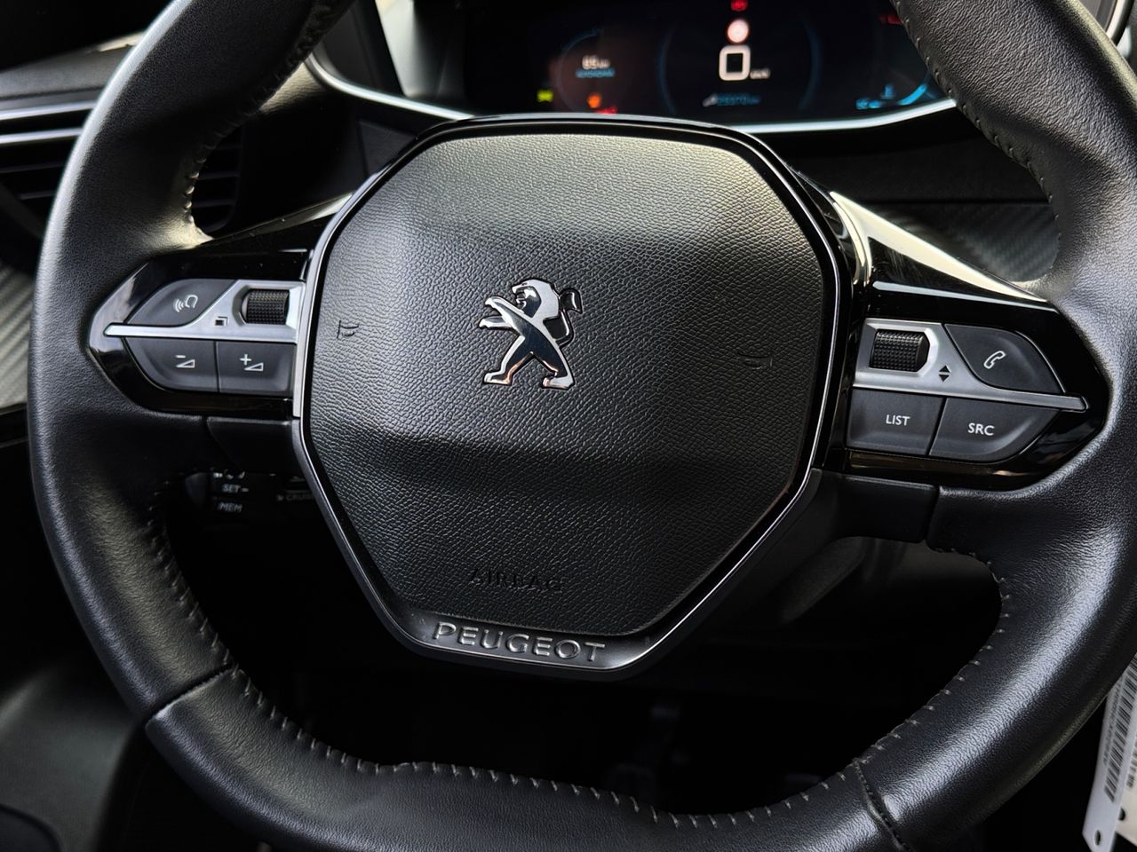 Peugeot 2008 ALLURE PACK PURE TECH 100 CV - Foto 2