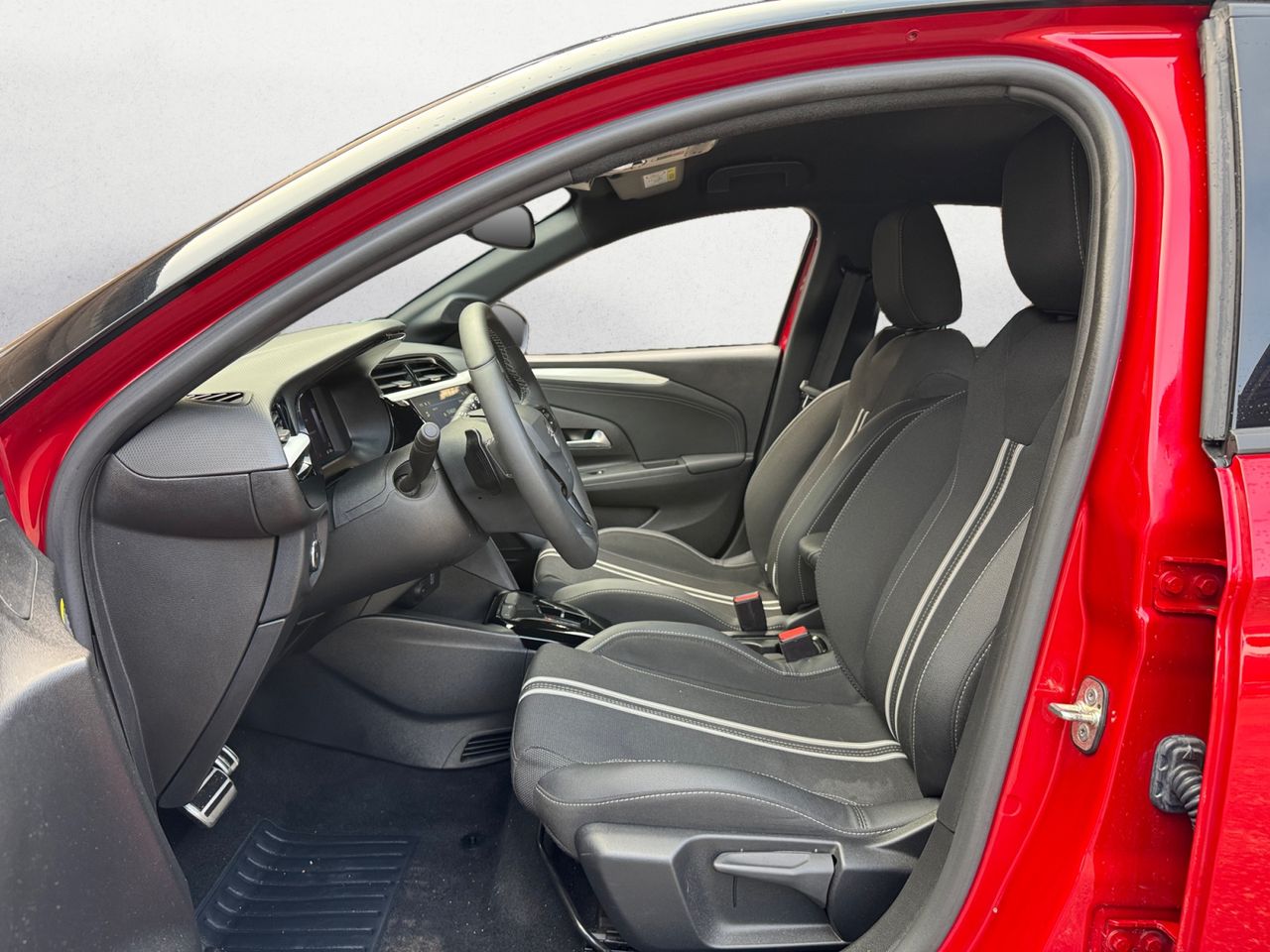 Opel Corsa GS 1.2T XHL HYBRID eDCT6 S/S 110 CV - Foto 2