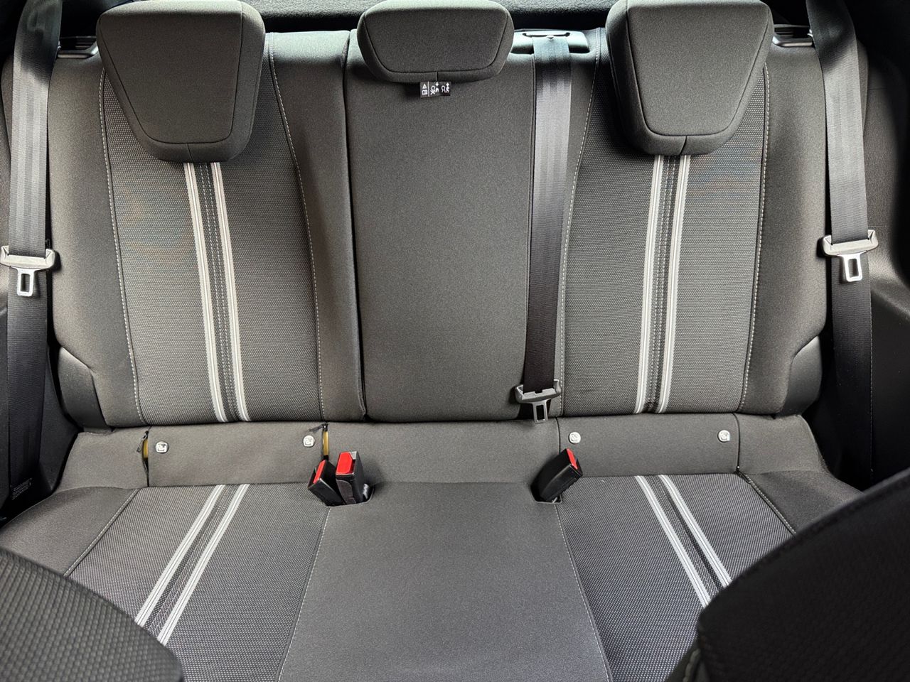 Opel Corsa GS 1.2T XHL HYBRID eDCT6 S/S 110 CV - Foto 2