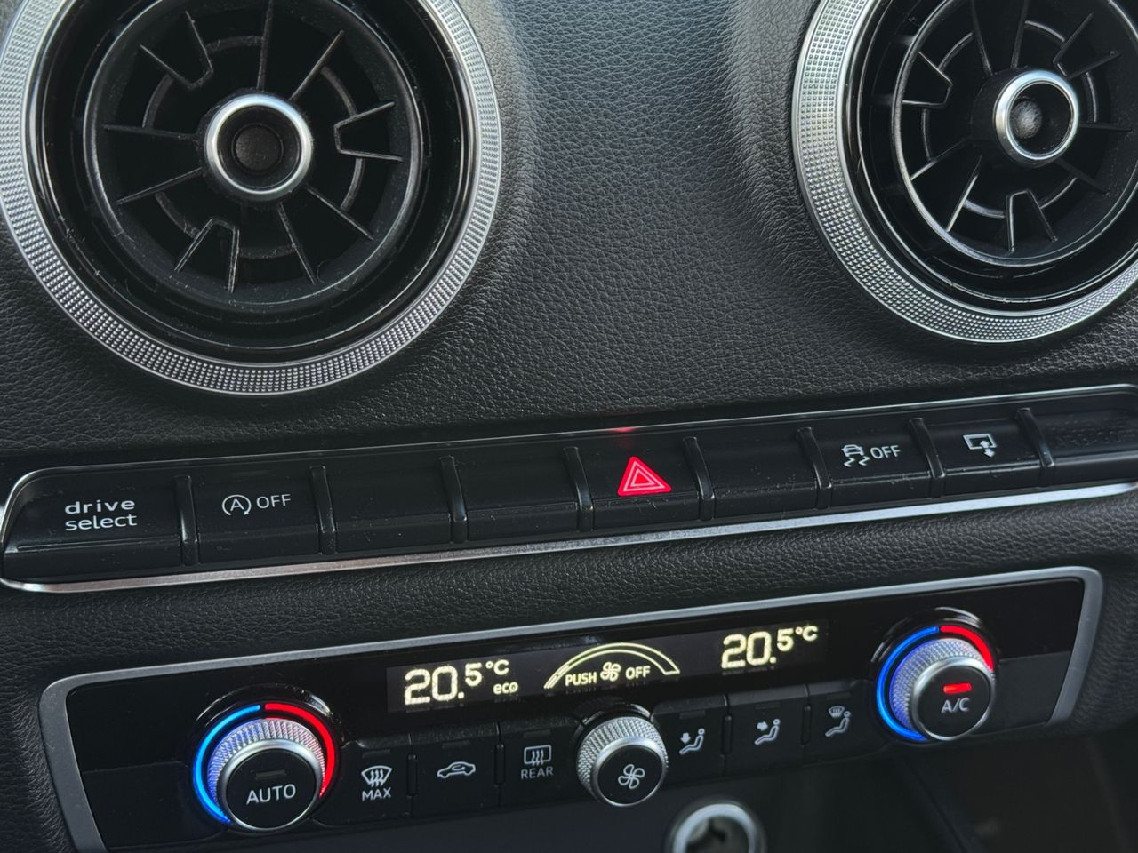 Audi A3 SPORTBACK DESIGN EDITION - Foto 2
