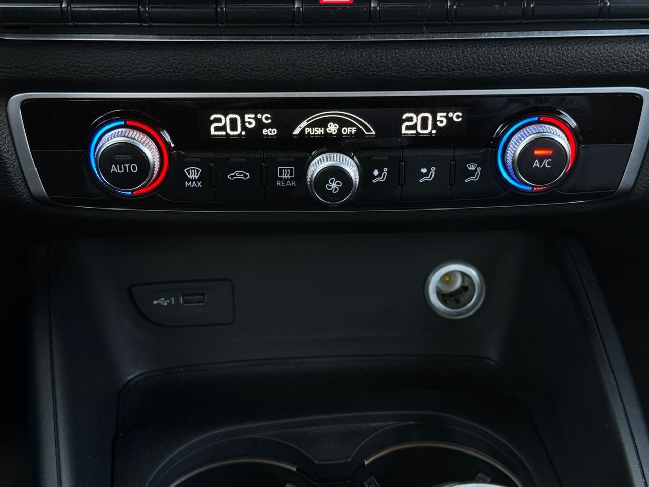 Audi A3 SPORTBACK DESIGN EDITION - Foto 2