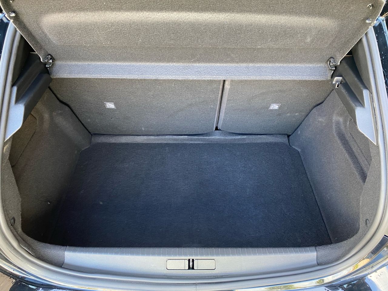Opel Corsa GS 1.2TXHL HYBRID eDCT6 S/S 110 CV - Foto 2