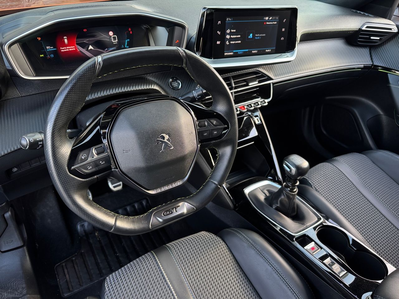 Peugeot 2008 GT PURE TECH 130 CV - Foto 2