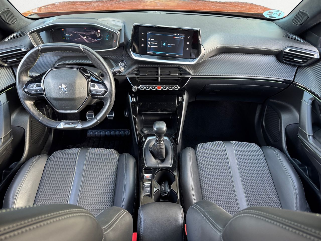 Peugeot 2008 GT PURE TECH 130 CV - Foto 2