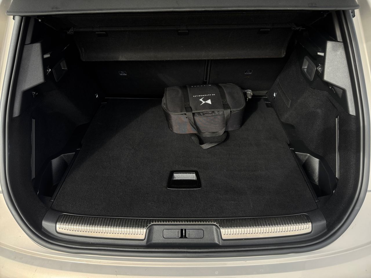 DS DS 7 Crossback E TENSE 300 4X4 LOUVRE - Foto 2