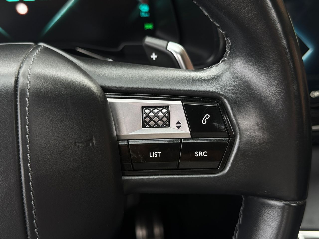 DS DS 7 Crossback E TENSE 300 4X4 LOUVRE - Foto 2