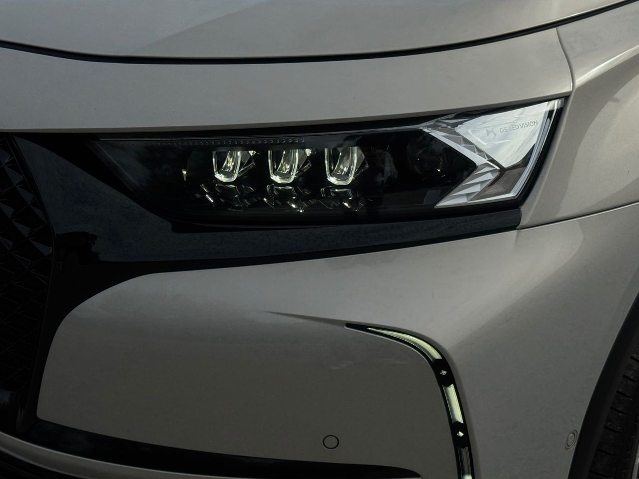 DS DS 7 Crossback E TENSE 300 4X4 LOUVRE - Foto 2