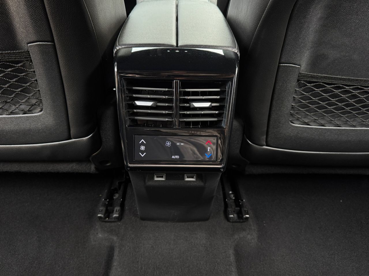 DS DS 7 Crossback E TENSE 300 4X4 PERFORMANCE LINE - Foto 2