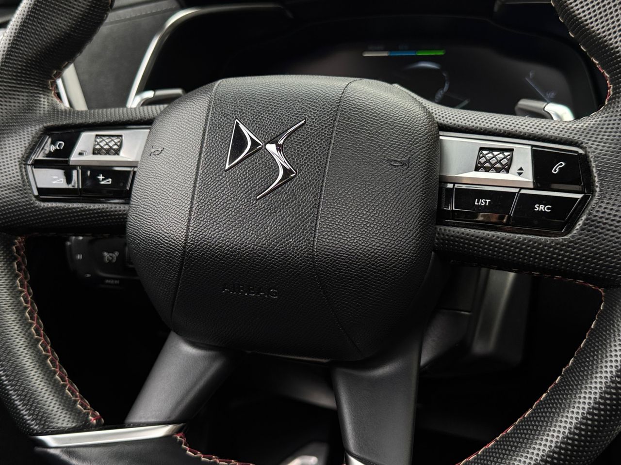 DS DS 7 Crossback E TENSE 225 PERFORMANCE LINE - Foto 2