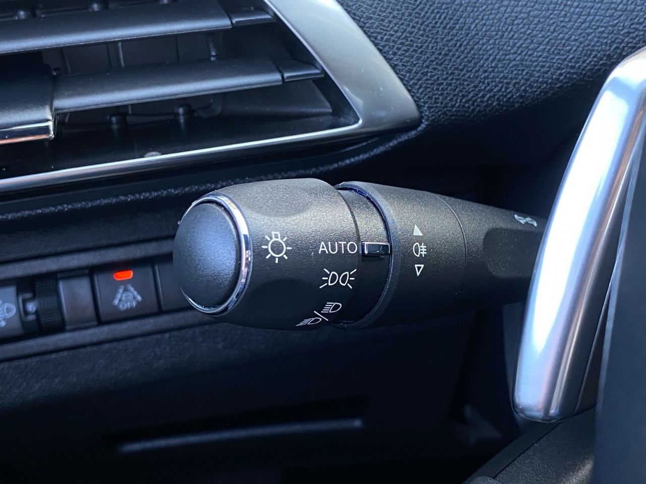 Peugeot 3008 Hybrid AALURE PACK HYBRID 225 EAT8 - Foto 2