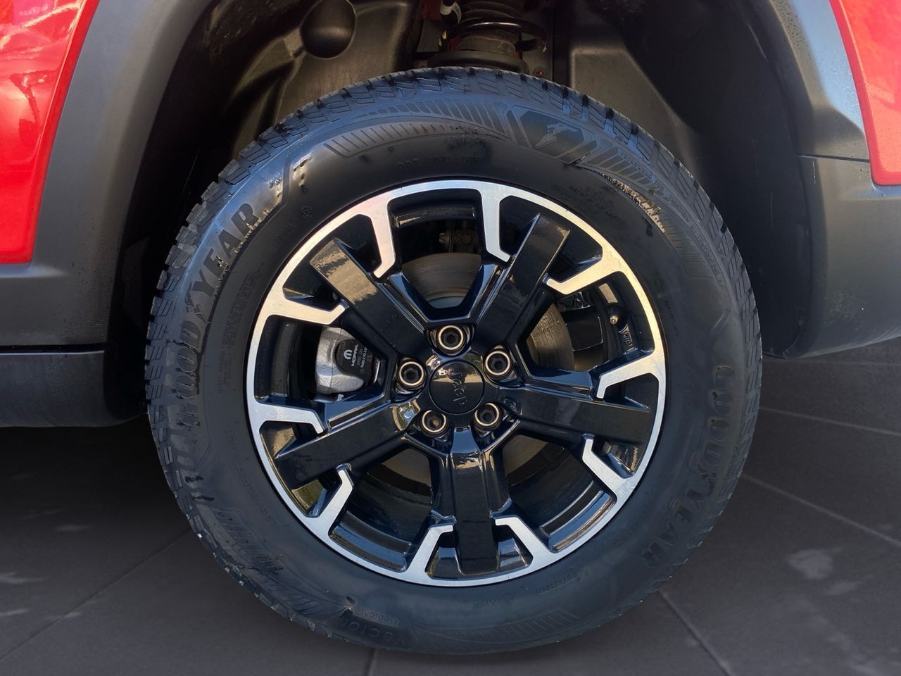Jeep Compass 4XE 1.3 PHEV TZAIHAWK AT AWD 240 CV - Foto 2