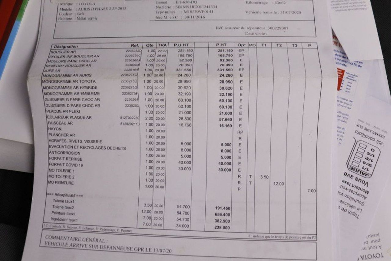 Toyota Auris 1.8 Hybrid Active Auto 136cv - foto 21