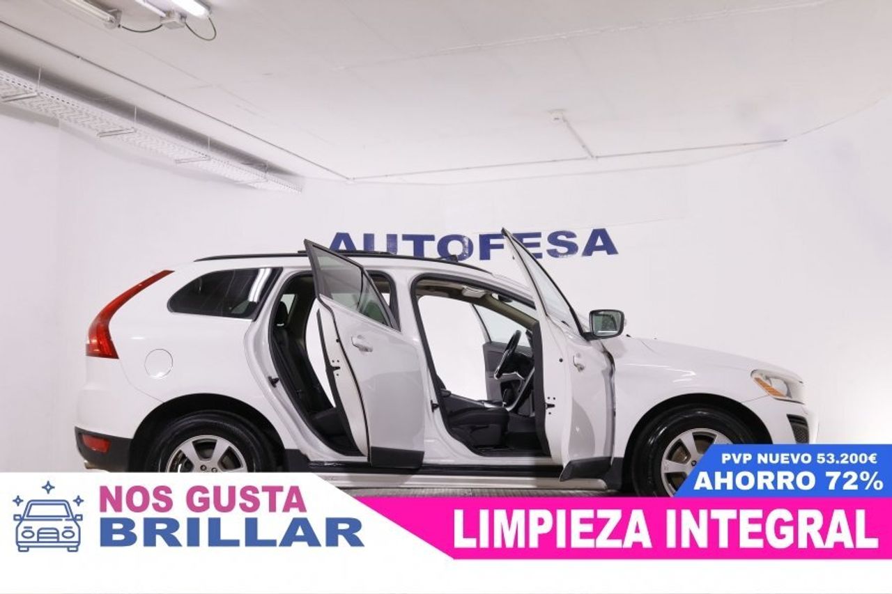 Volvo Xc60 2.5 Momentum Awd Auto 205cv - foto 9