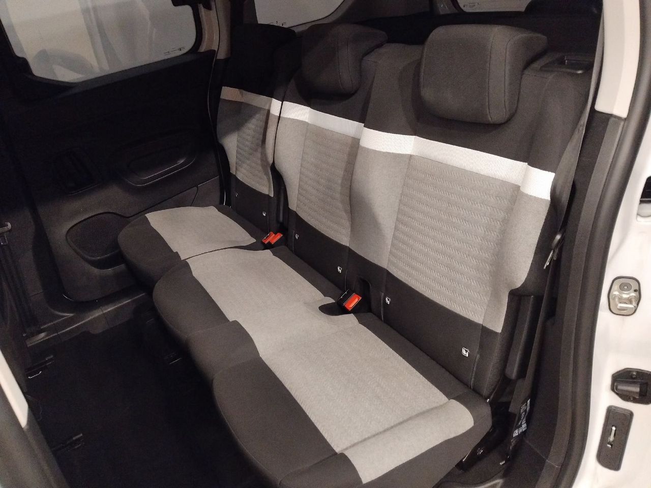 Citroën Berlingo PLUS 1.5 BLUEHDI 102 CV TALLA M 4P - foto 13