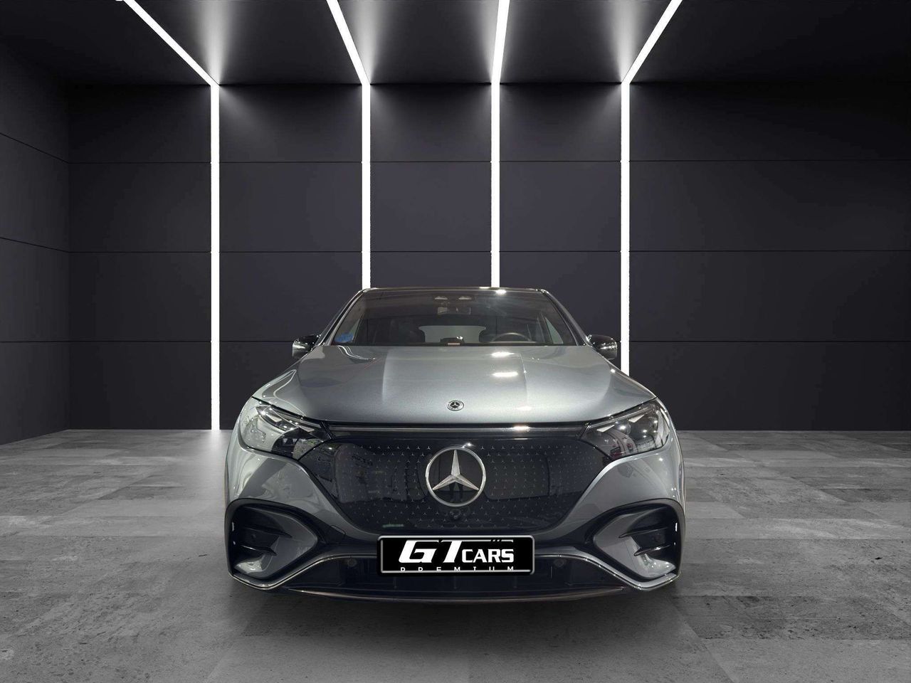 mercedes eqe 2023 / foto grande (3)