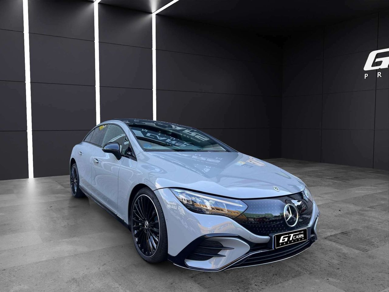 mercedes eqe 2023 / foto grande (2)