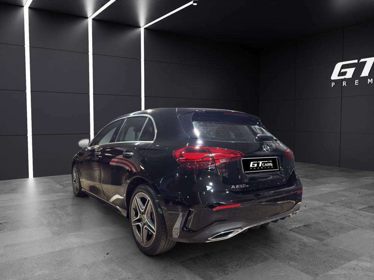 mercedes clase a 2024 / foto grande (3)