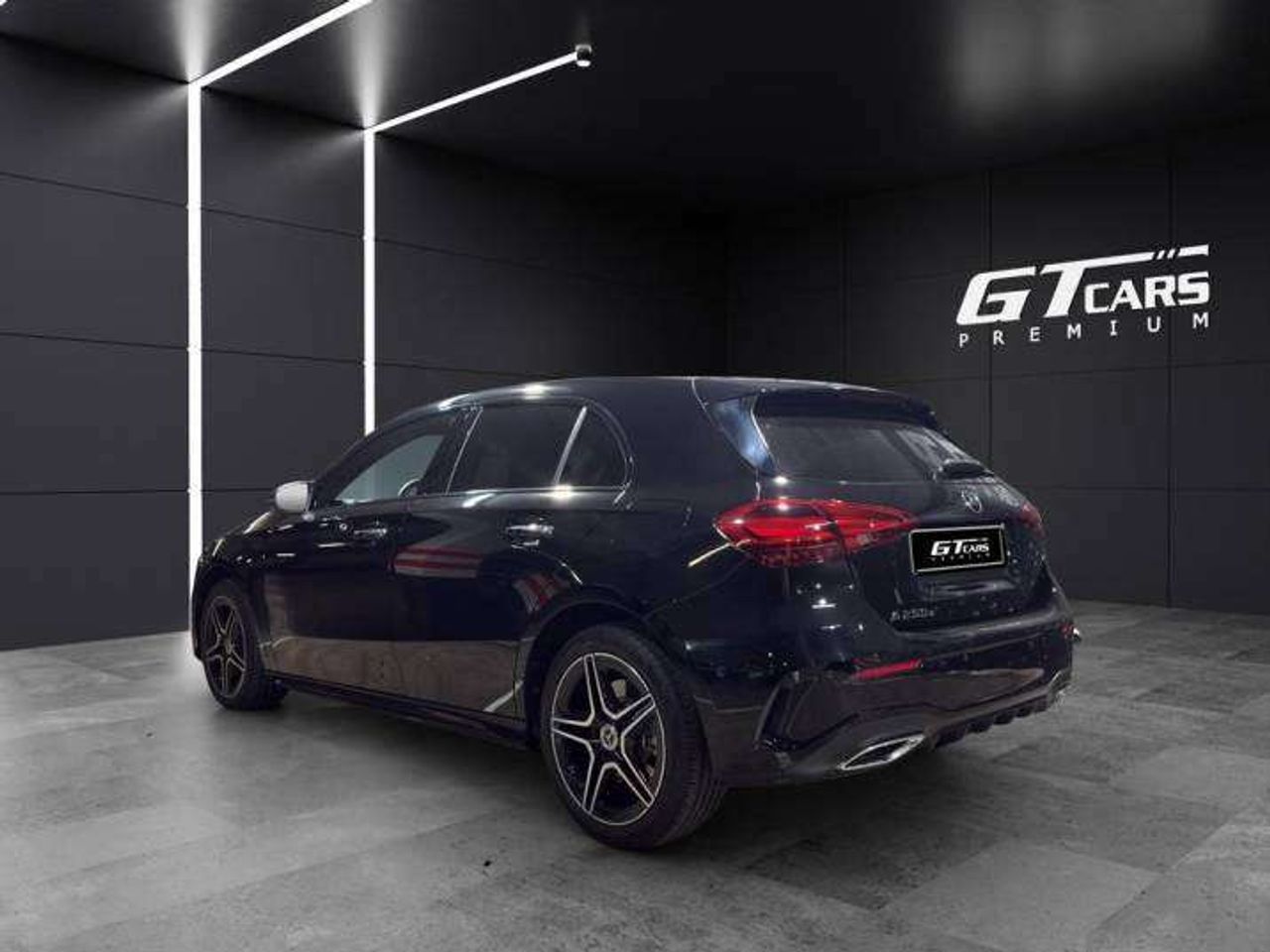 mercedes clase a 2023 / foto grande (3)