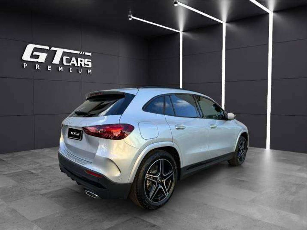 mercedes gla 2023 / foto grande (3)
