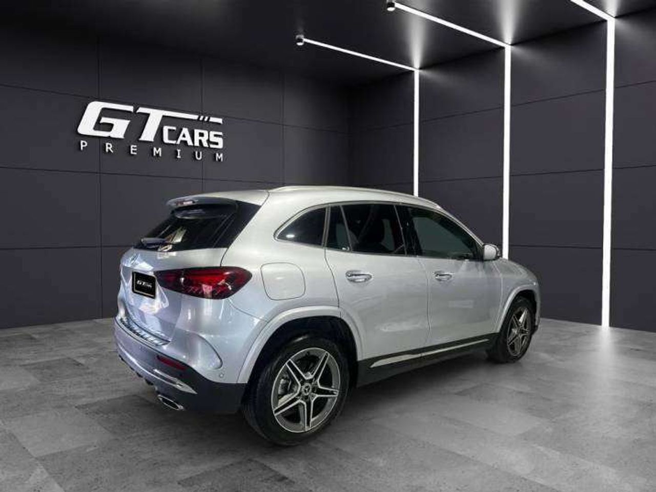 mercedes gla 2024 / foto grande (3)