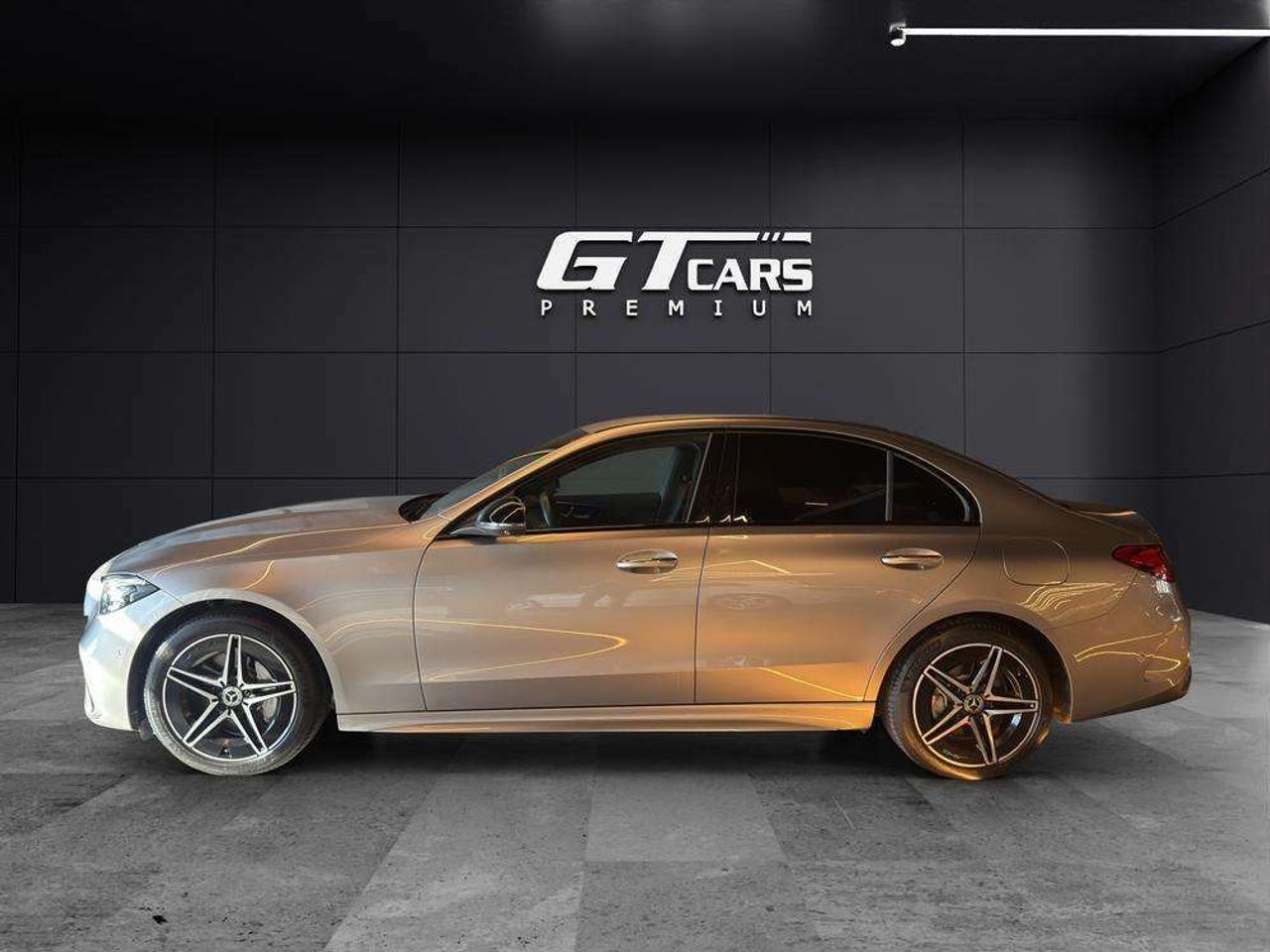 mercedes clase c 2024 / foto grande (2)