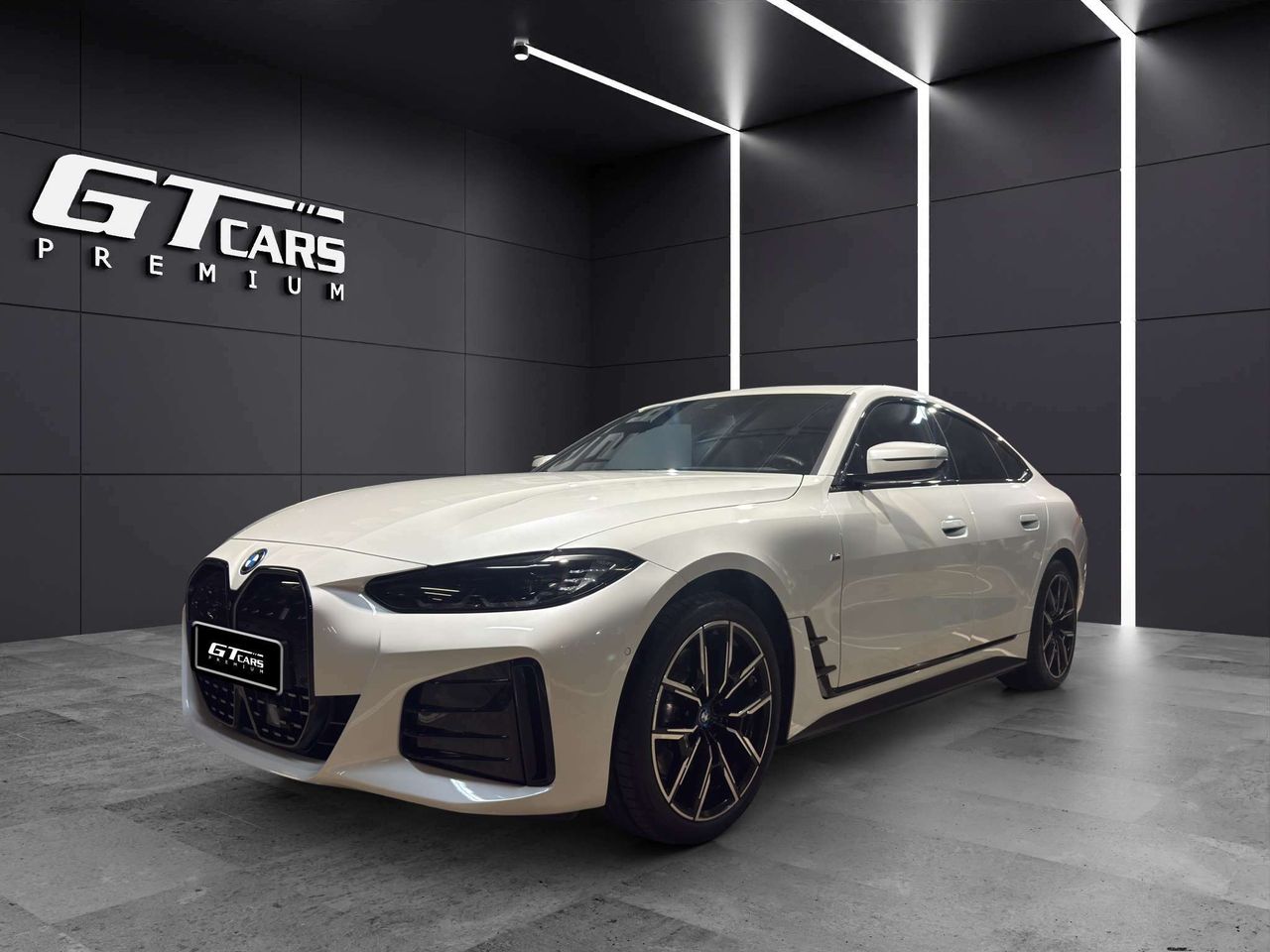 bmw i4 2022 /