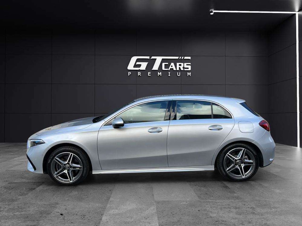 mercedes clase a 2023 / foto grande (3)