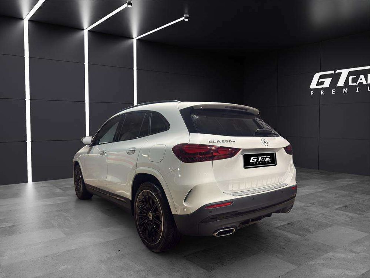 mercedes gla 2024 / foto grande (3)