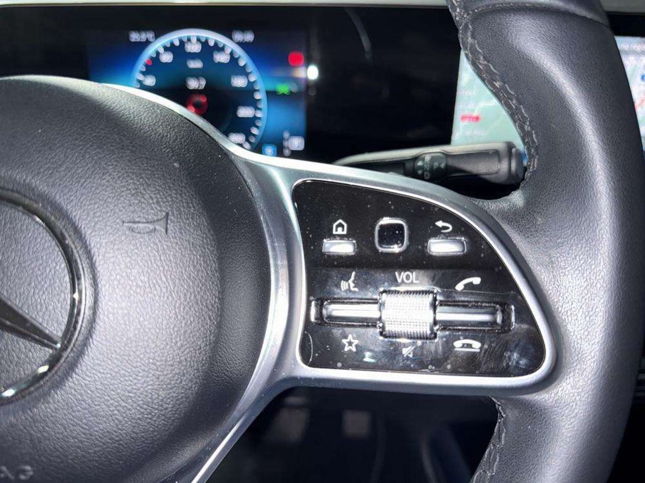 Mercedes GLA 200d Progressive - foto 11