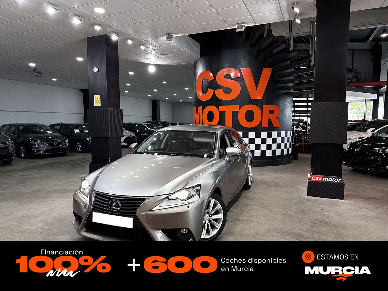Foto lexus is 2015 /