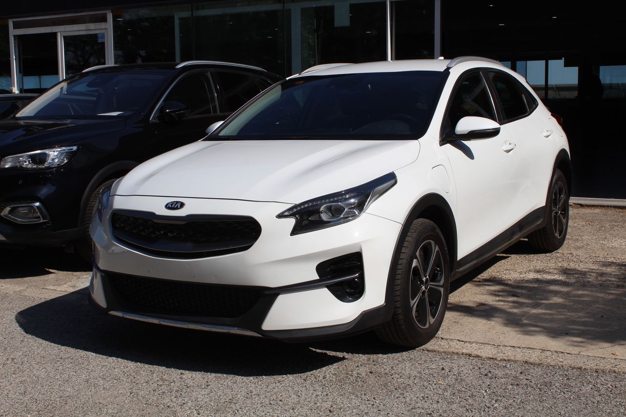kia xceed 2021 /