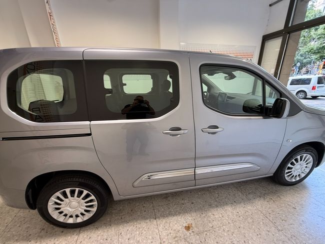 Imatge del vehicle 14