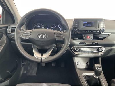 Hyundai i30 1.5 DPI Essence