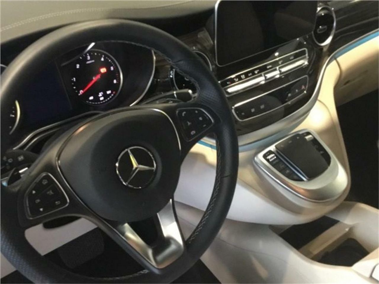 Mercedes Clase V 250 d Avantgarde Largo - Foto 2