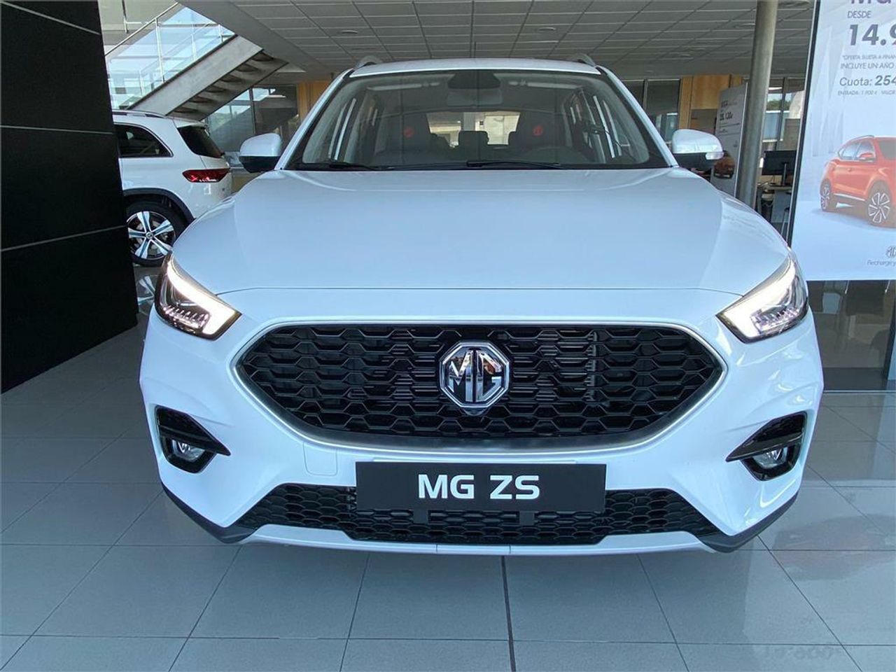 MG ZS 1.0T Luxury Auto - Foto 2