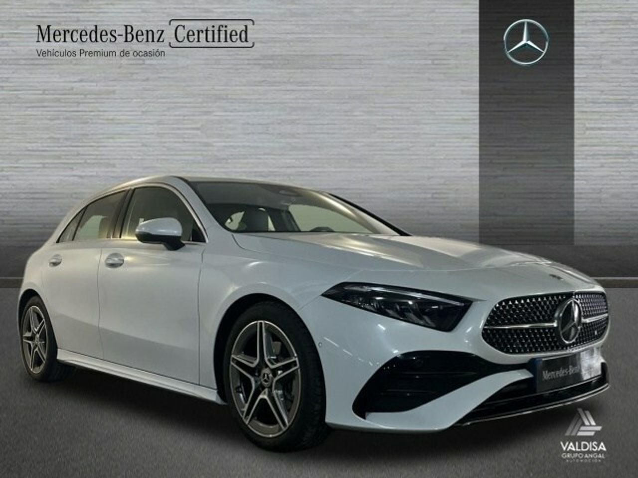 Mercedes Clase A 180 d Compacto - Foto 2