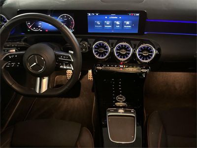 Mercedes Clase A 180 d AMG Line (EURO 6d)