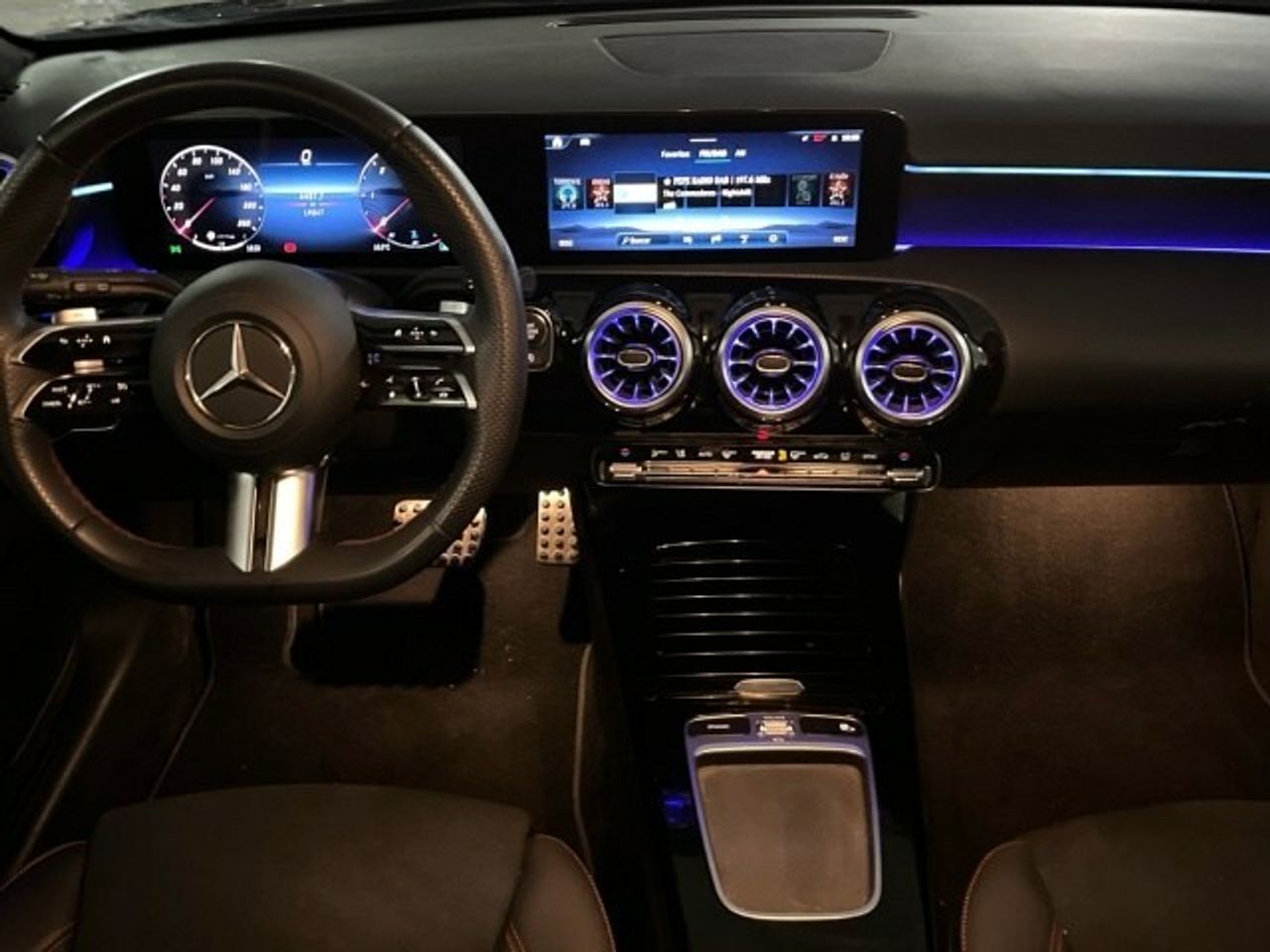 Mercedes Clase A 200 d AMG Line (EURO 6d) - Foto 2