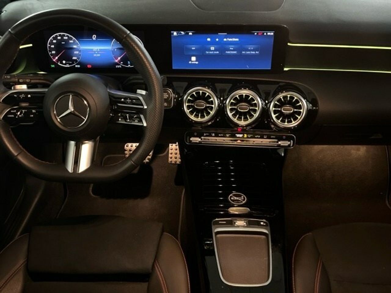 Mercedes Clase A 200 d AMG Line (EURO 6d) - Foto 2