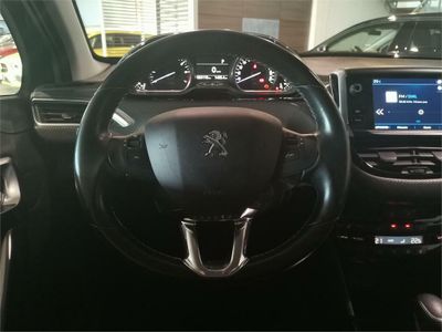 Peugeot 2008 Allure 1.2 PureTech 81KW (110CV) Auto