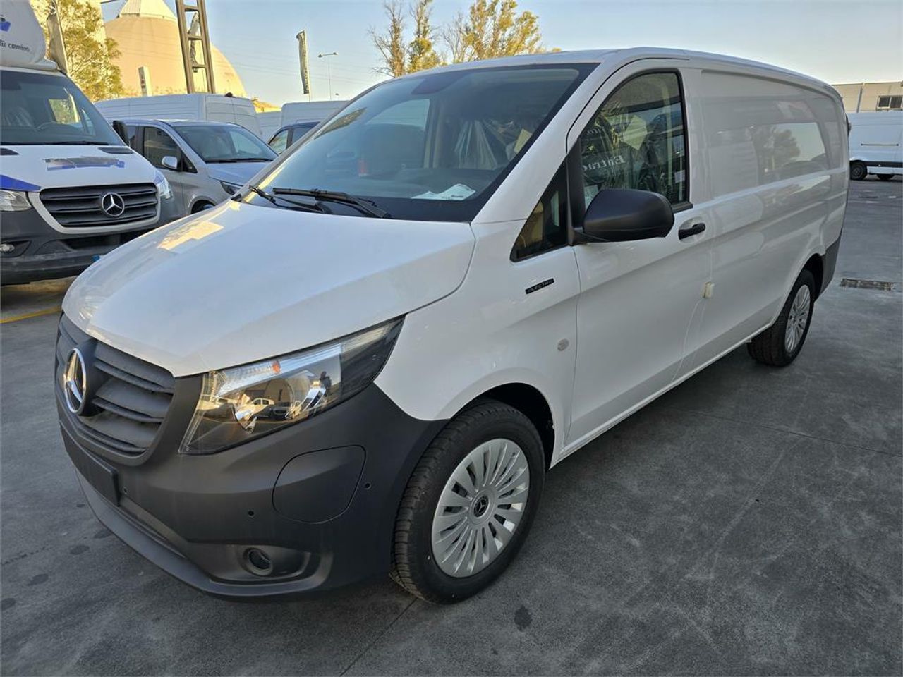 Mercedes Vito e-Vito 112 Furgón Larga - Foto 2